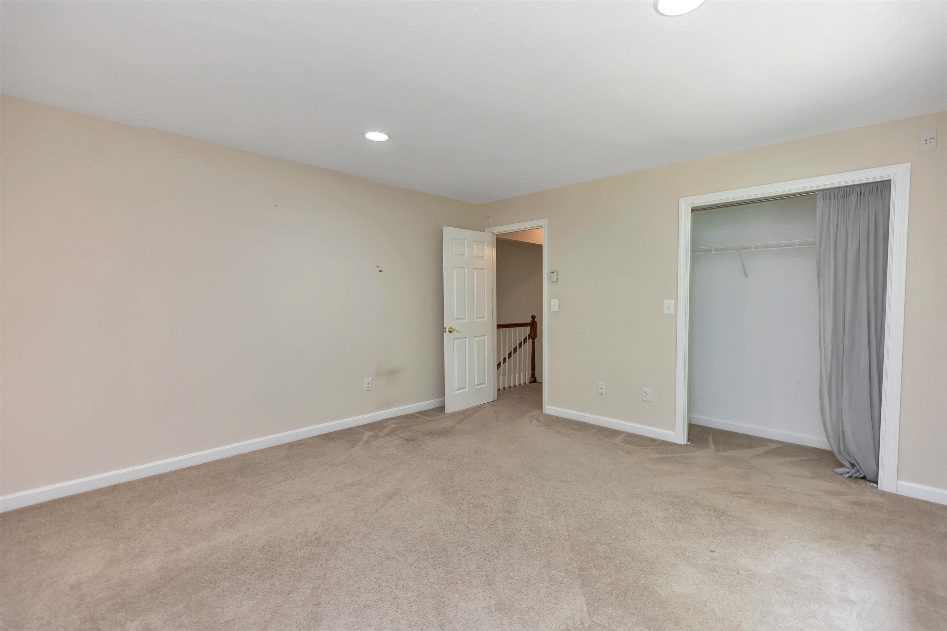 2 Chestnut Circle Merrimack, NH 03054 - Photo 22 of 35