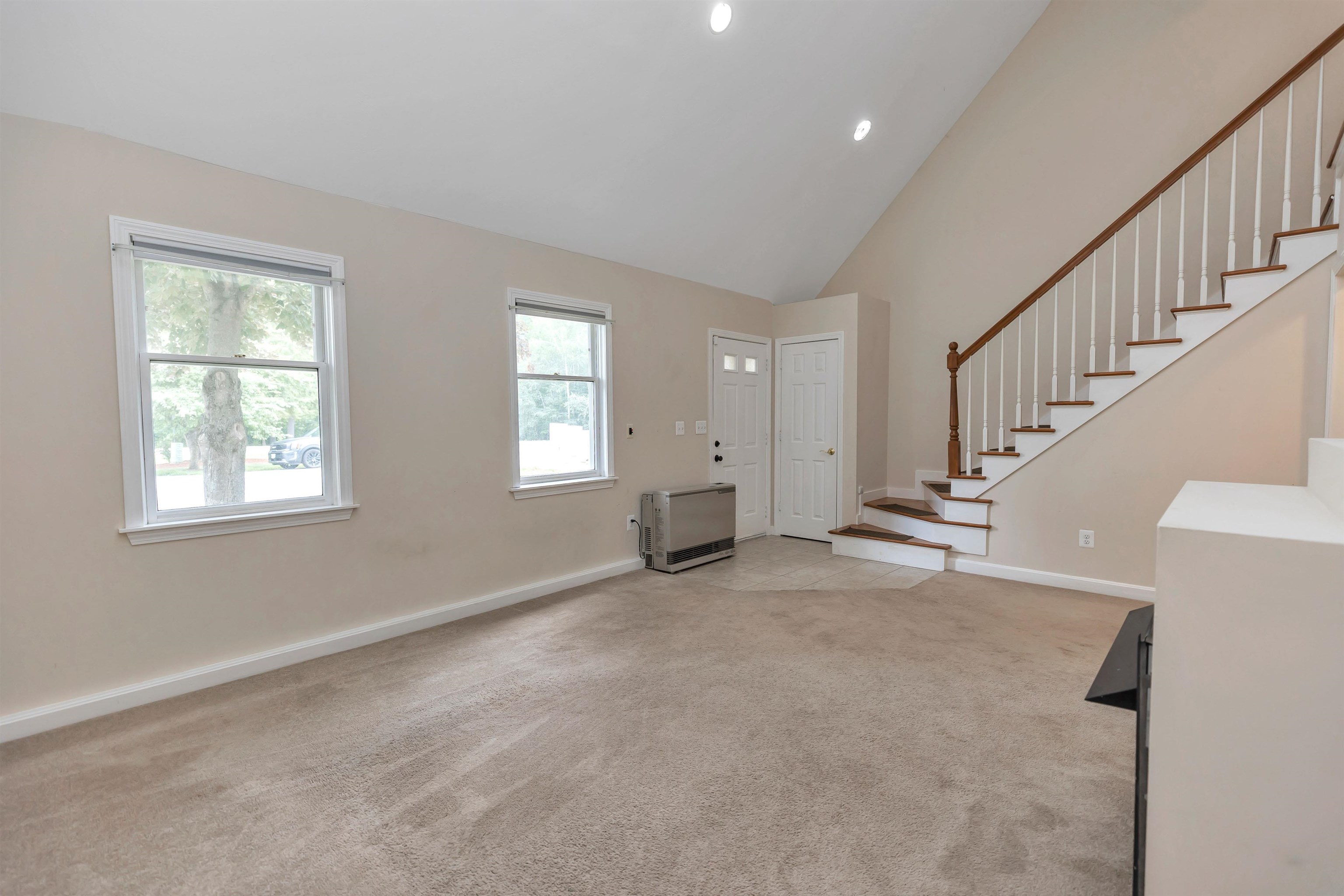 2 Chestnut Circle Merrimack, NH 03054 - Photo 6 of 35