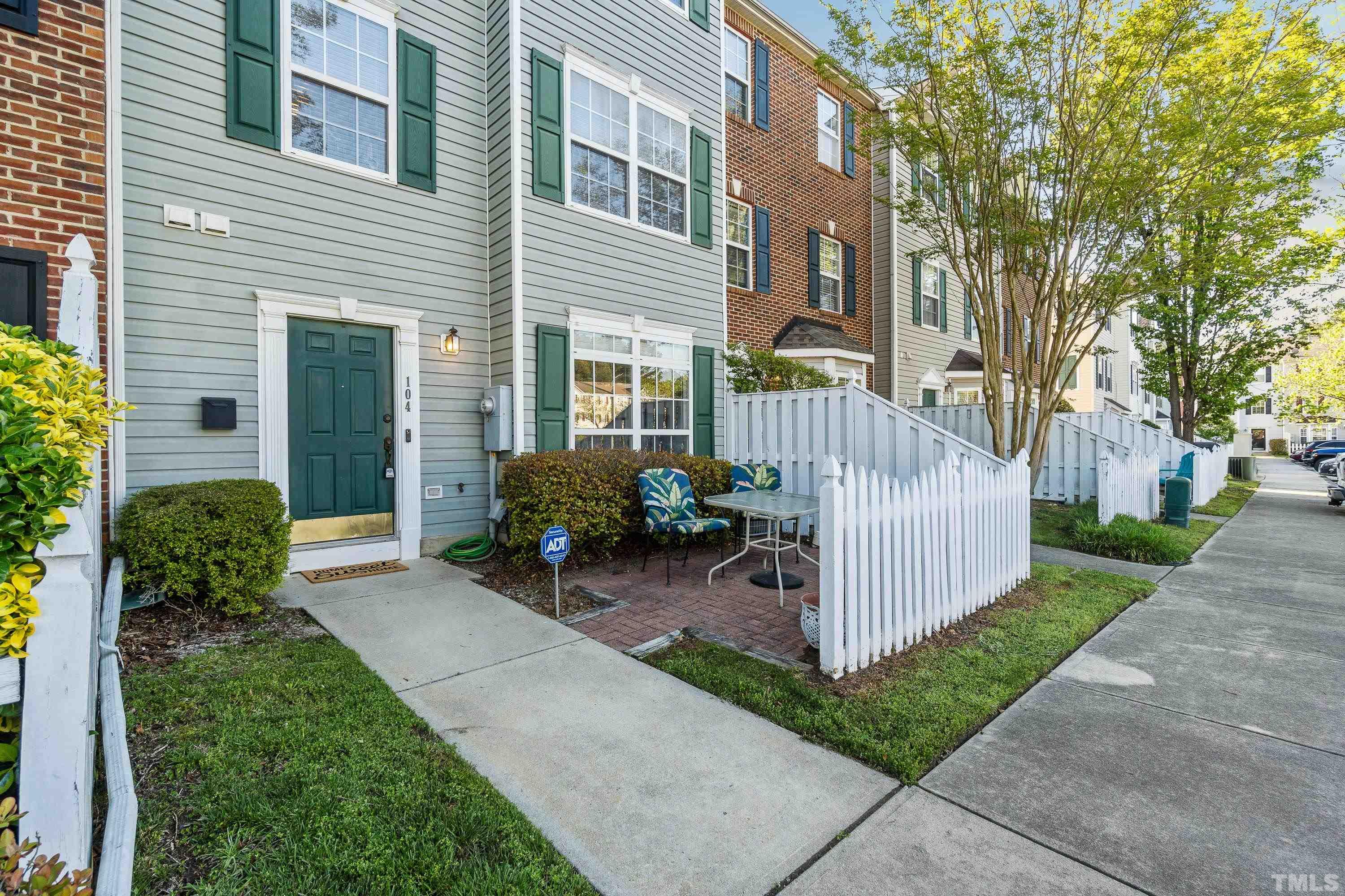 8650 Neuse Landing Lane, Unit 104 Raleigh, NC 27616 - Photo 2 of 18 Gallery Image 2