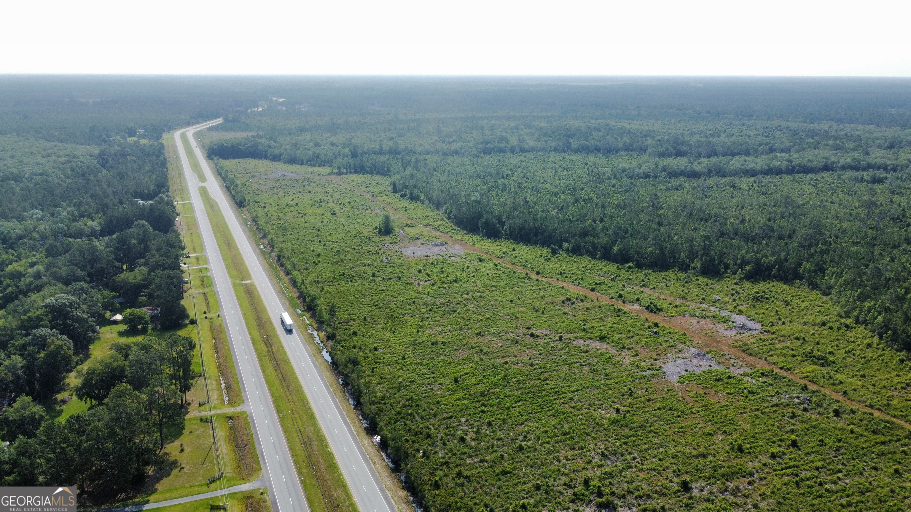 0 Highway 84, Unit 4 Homerville, GA 31634 - Photo 4 of 8 a view of balcony and yard