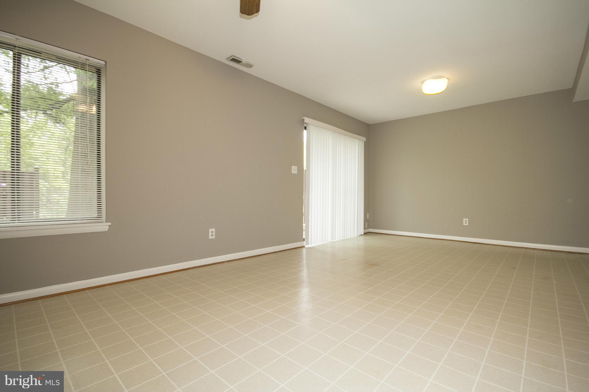 9712 Basket Ring Road Columbia, MD 21045 - Photo 14 of 25 Family Room
