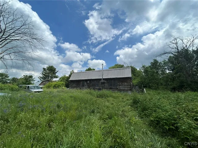 $169,999 | 370 Ward Road, Hammond, NY 13646