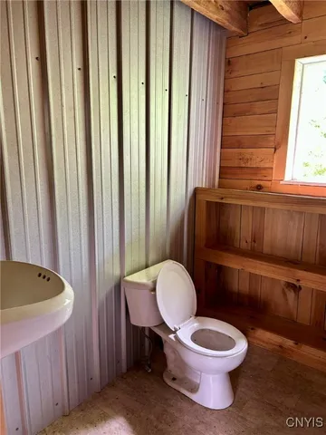 $169,999 | 370 Ward Road, Hammond, NY 13646