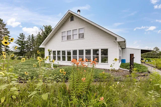 $695,000 | 3723 Birchwood Road, Kettle River, MN 55757