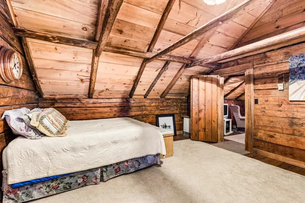 $649,500 | 3723 Birchwood Road, Kettle River, MN 55757