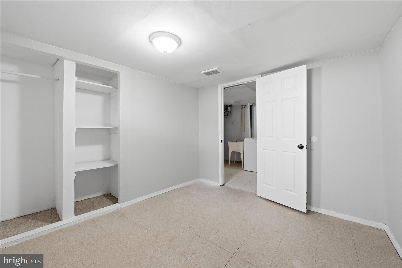 9110 Meadow Heights Road Randallstown, MD 21133 - Photo 31 of 39 Versatile space for endless possibilities.