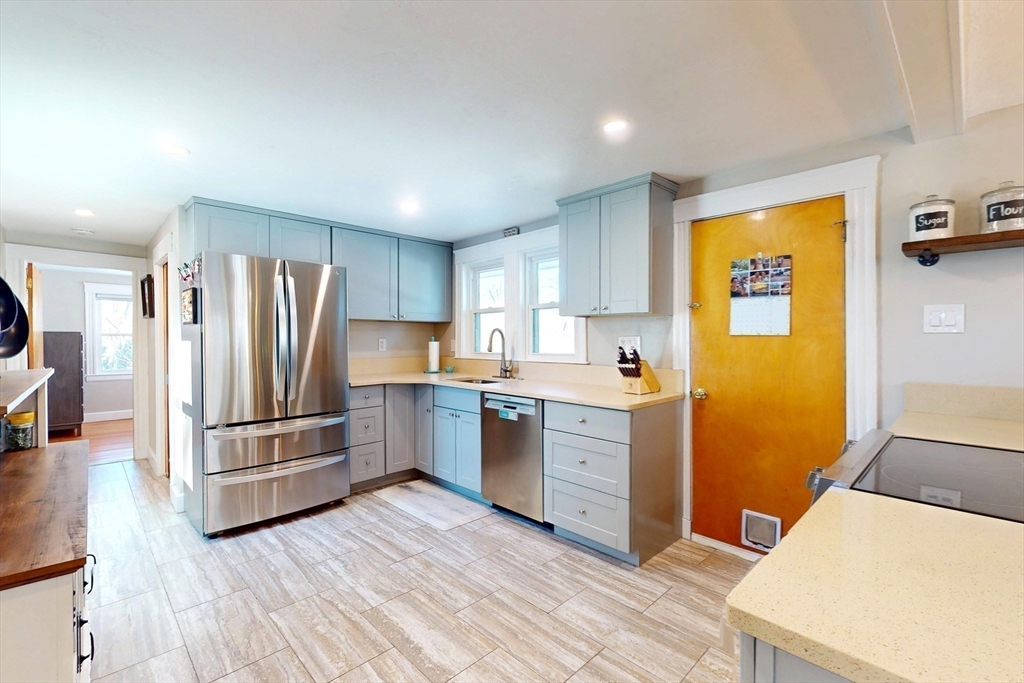 1393 Trapelo Road Waltham, MA 02451 - Photo 9 of 36 Gallery Image 9