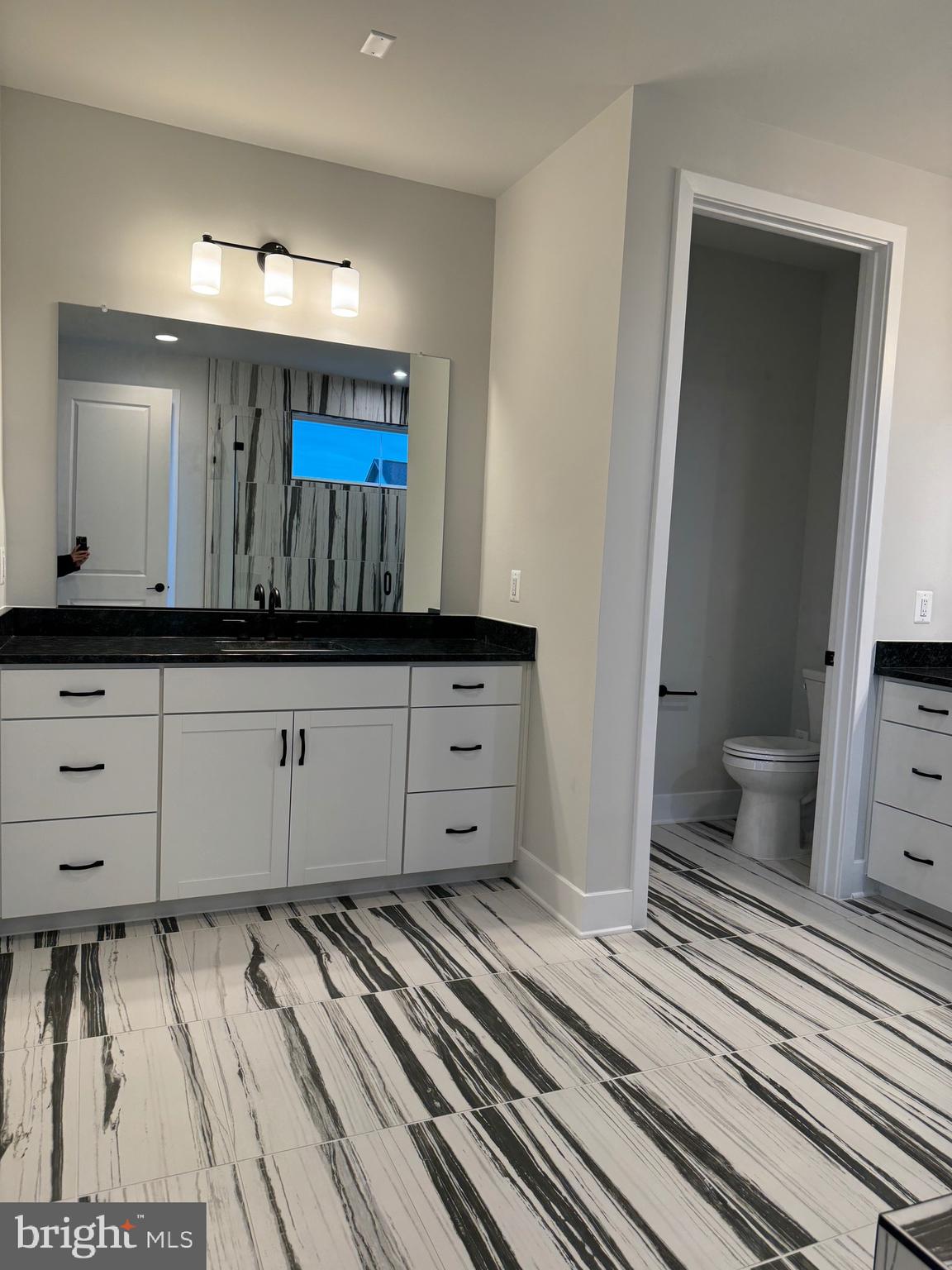 9779 Azure Alley Bethesda, MD 20817 - Photo 25 of 48 Primary bathroom