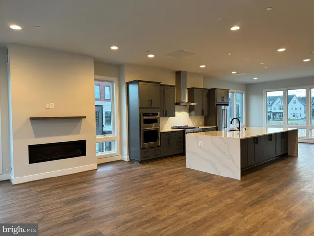 $6,950 | 9779 Azure Alley, Bethesda, MD 20817