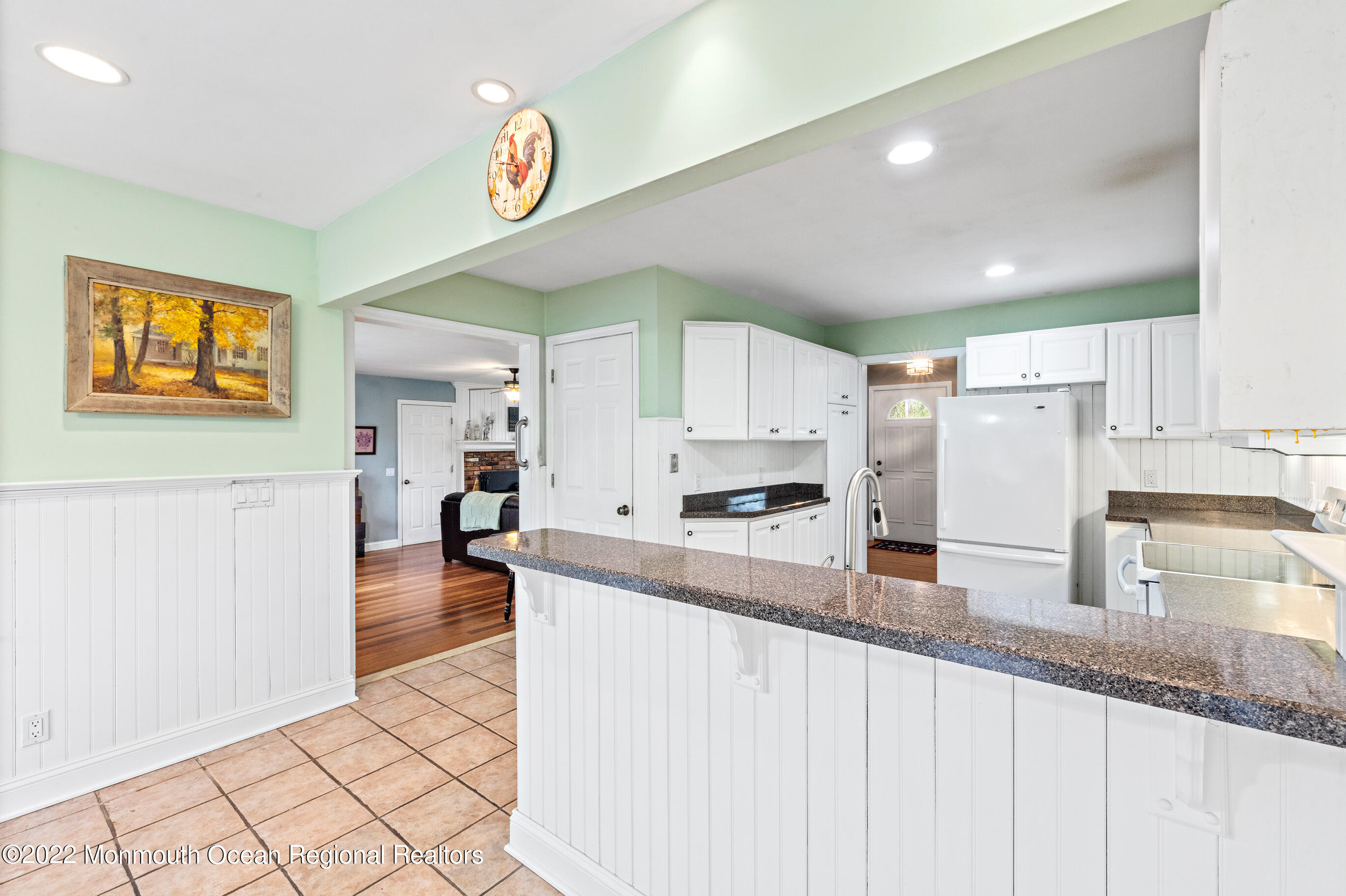 360 Fairfield Road Freehold, NJ 07728 - Photo 13 of 66 360FairfieldOnline-19