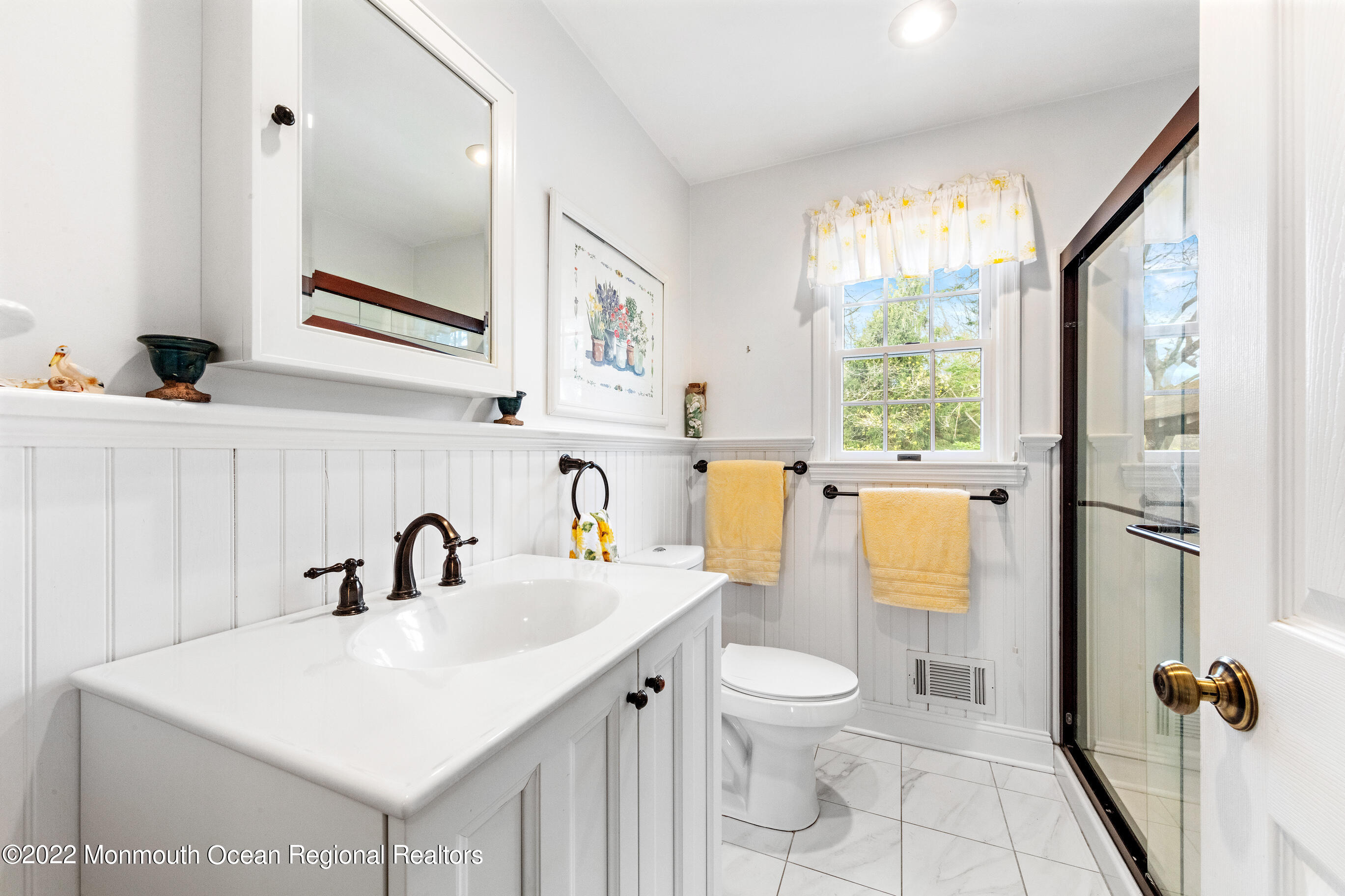 360 Fairfield Road Freehold, NJ 07728 - Photo 24 of 66 360FairfieldOnline-32