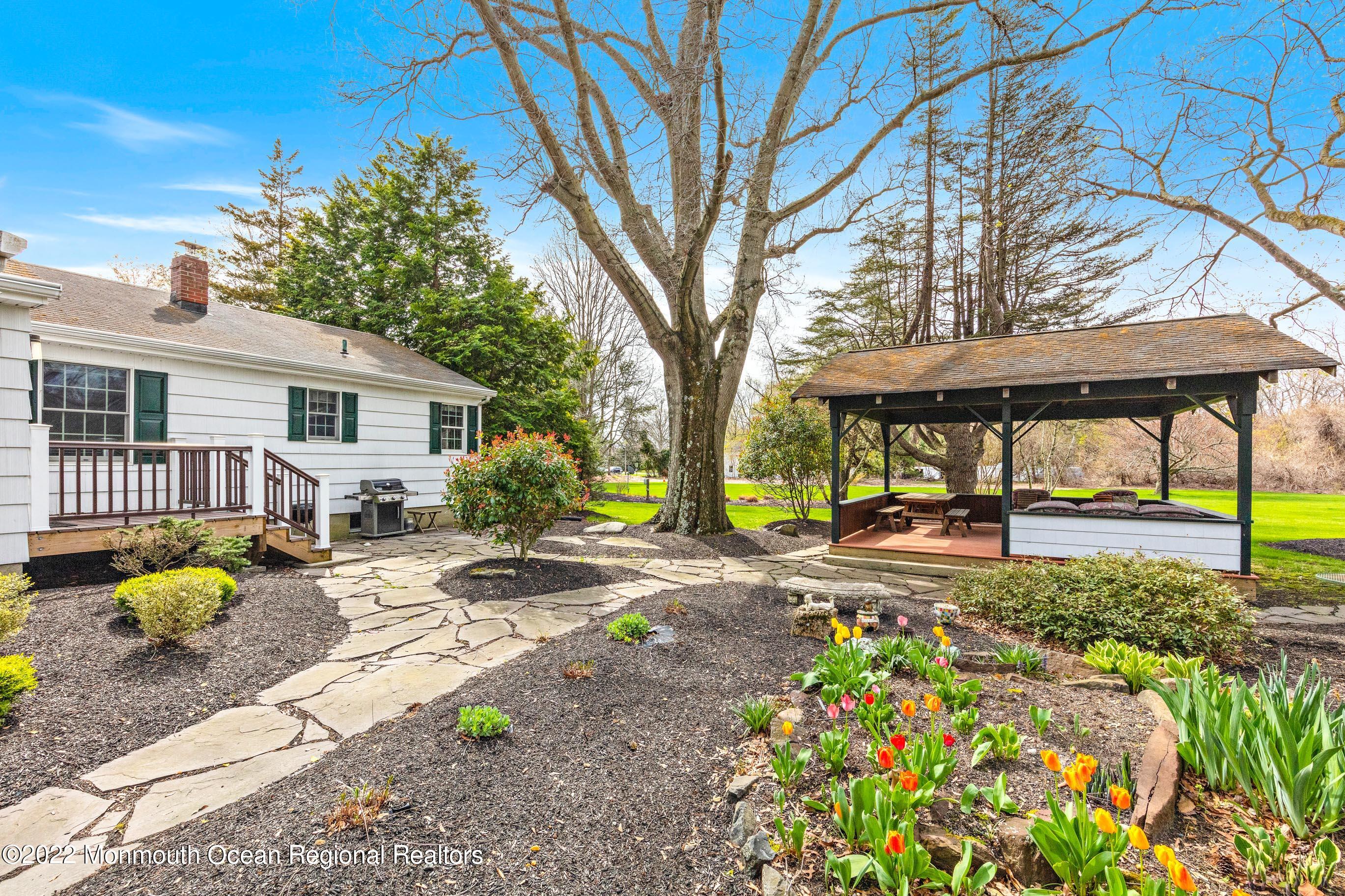 360 Fairfield Road Freehold, NJ 07728 - Photo 34 of 66 360FairfieldOnline-57