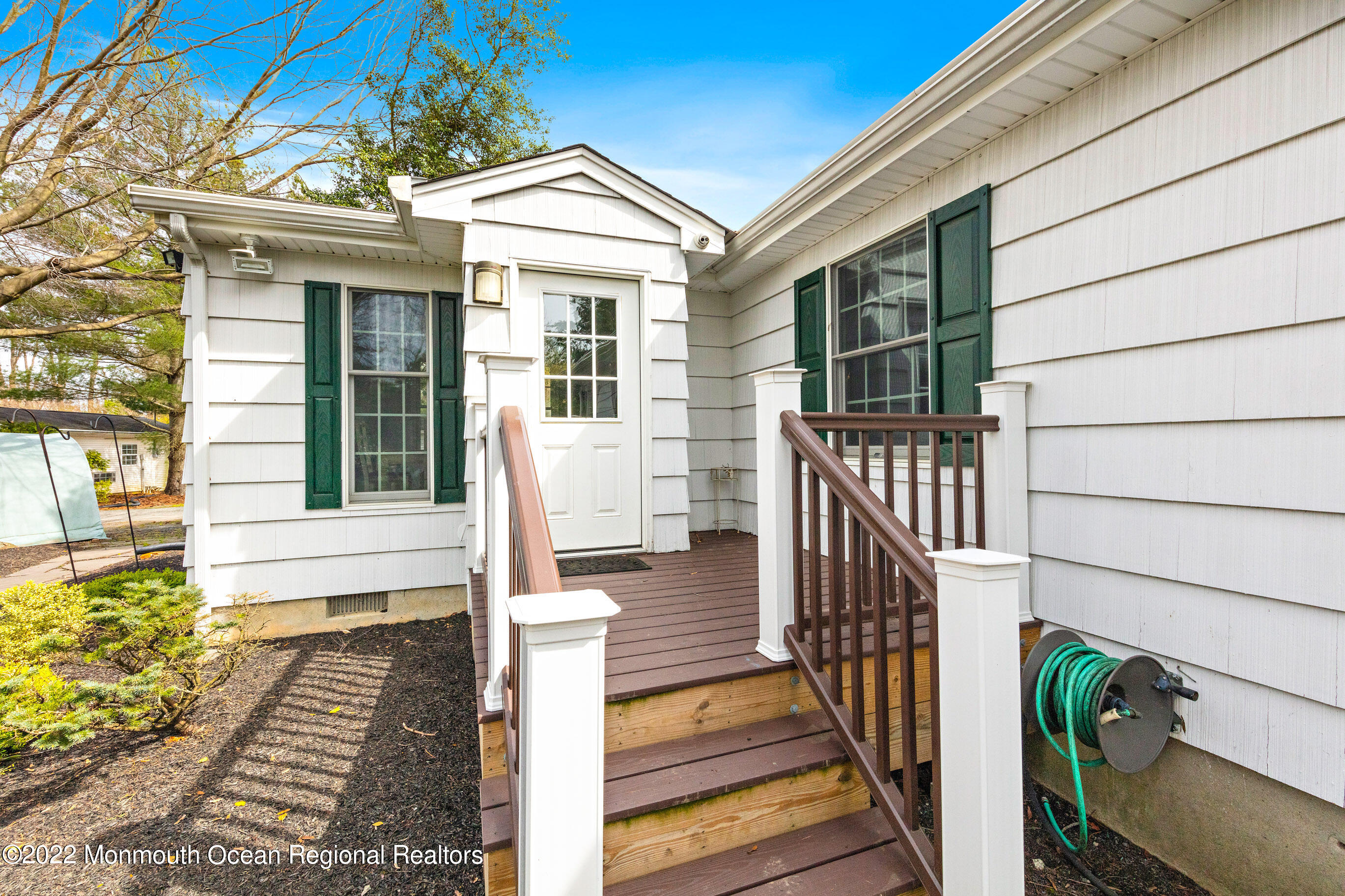 360 Fairfield Road Freehold, NJ 07728 - Photo 36 of 66 360FairfieldOnline-58
