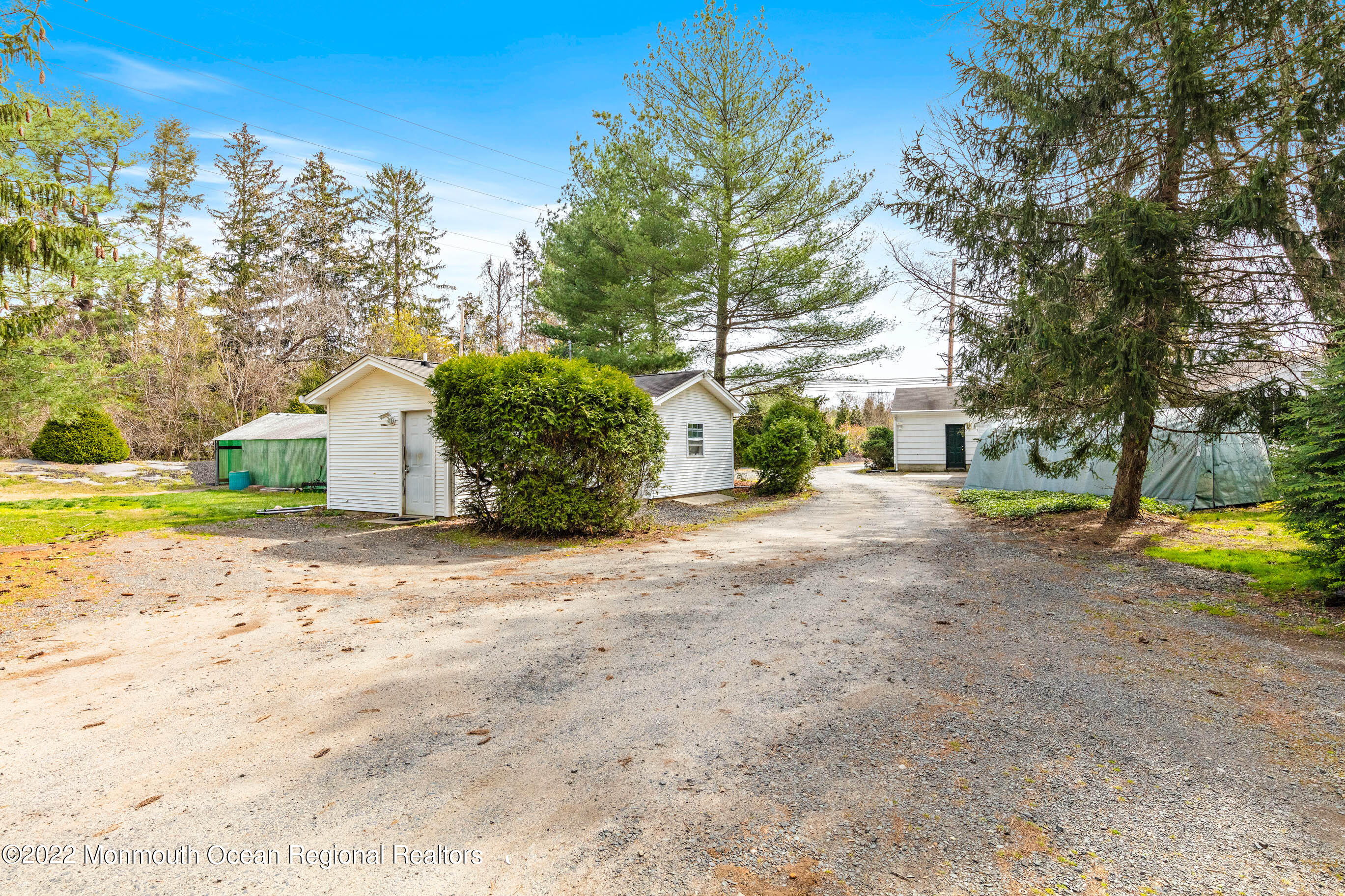 360 Fairfield Road Freehold, NJ 07728 - Photo 43 of 66 360FairfieldOnline-51