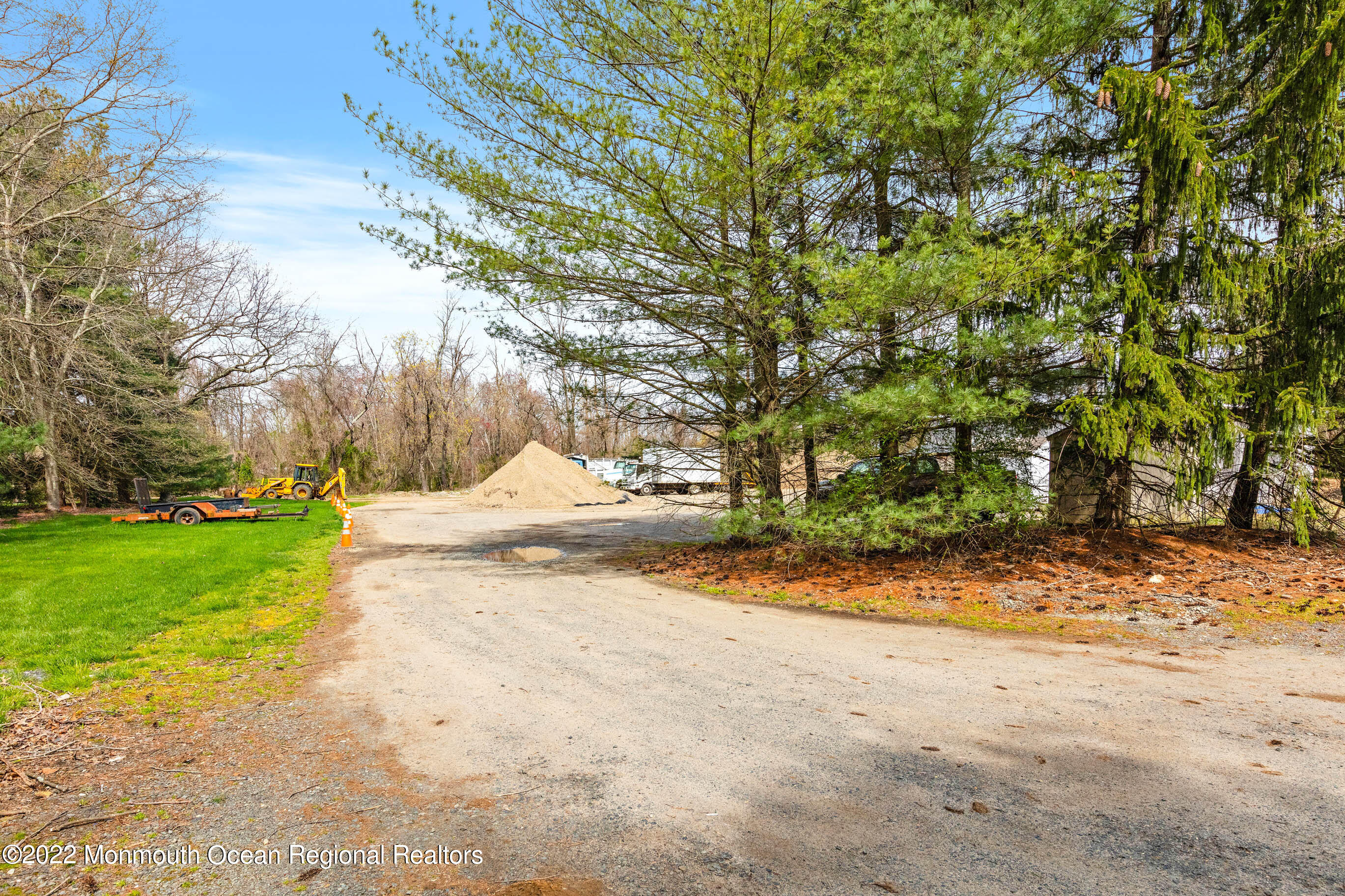 360 Fairfield Road Freehold, NJ 07728 - Photo 50 of 66 360FairfieldOnline-52