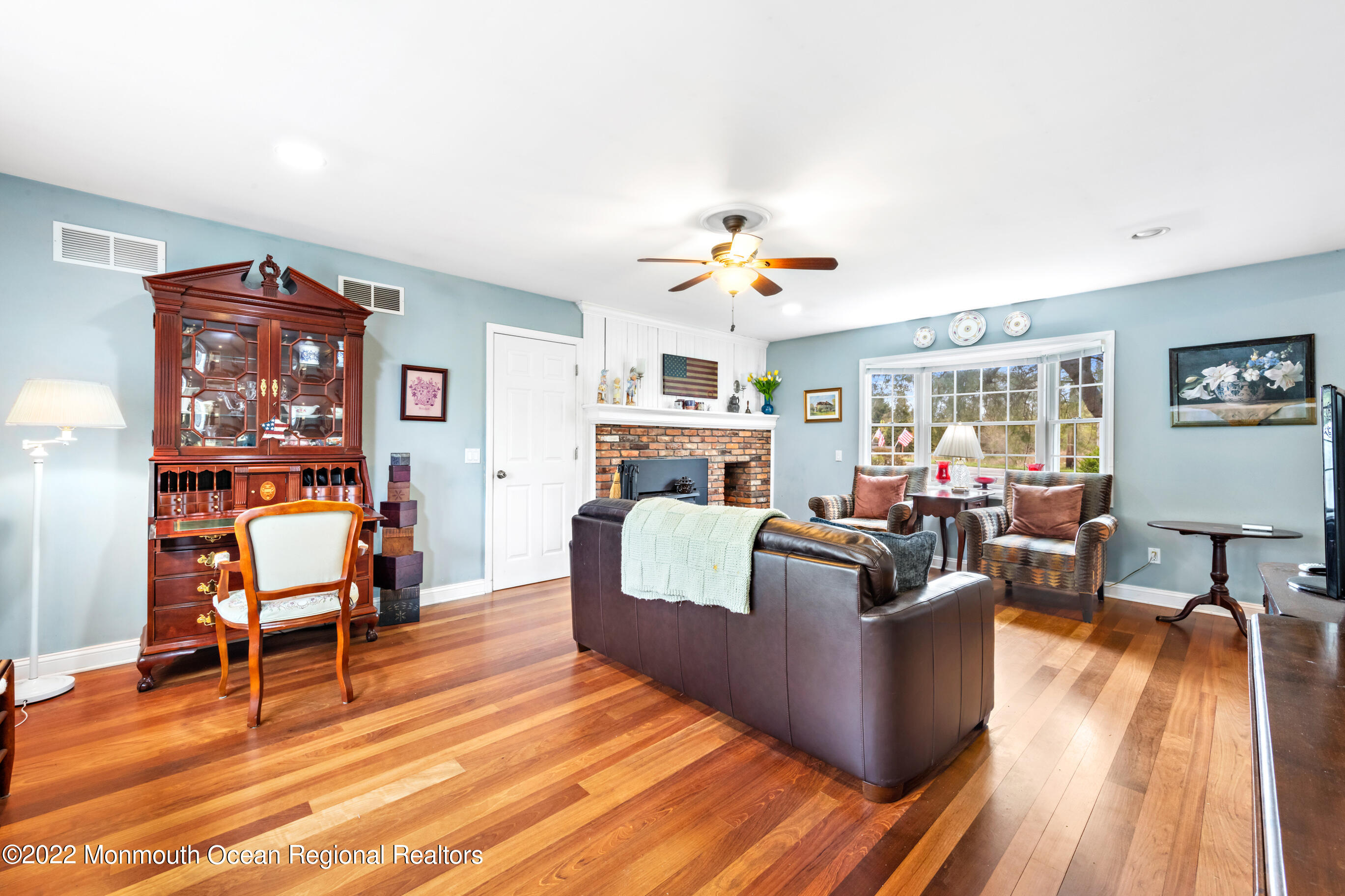 360 Fairfield Road Freehold, NJ 07728 - Photo 8 of 66 360FairfieldOnline-13