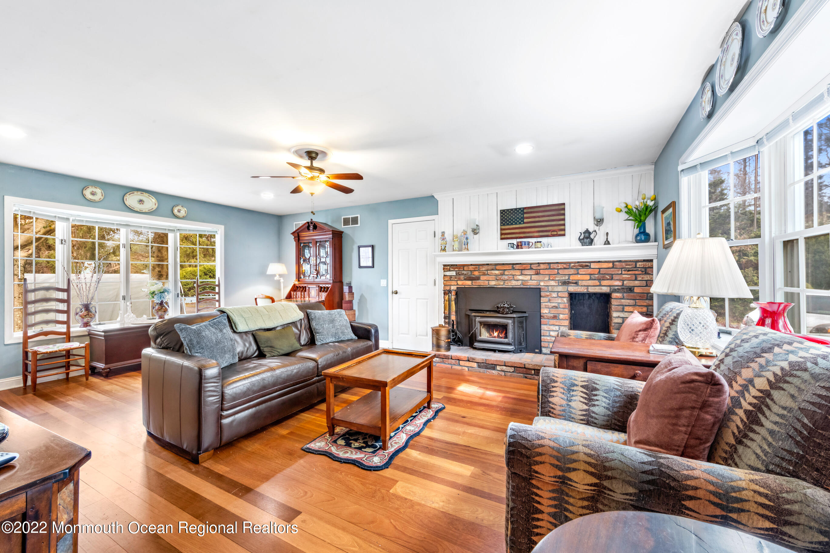 360 Fairfield Road Freehold, NJ 07728 - Photo 10 of 66 360FairfieldOnline-16