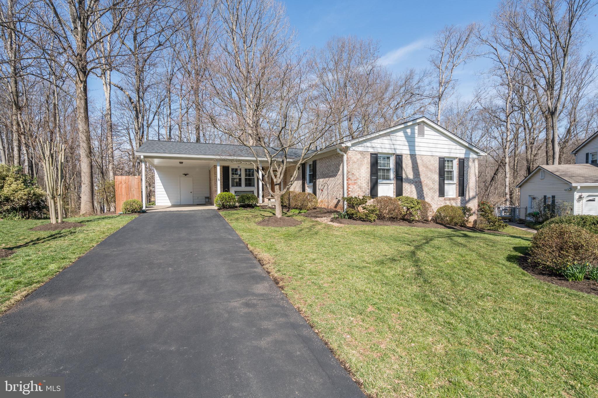 7104 Bear Court Springfield, VA 22153 - Photo 3 of 67 Gallery Image 3