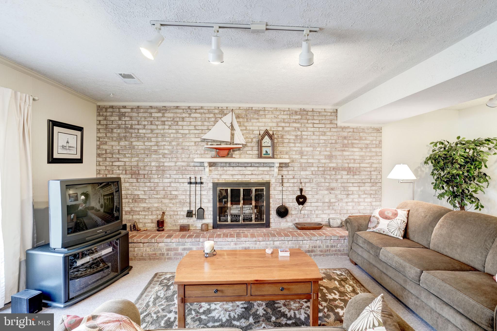 7104 Bear Court Springfield, VA 22153 - Photo 46 of 67 Gallery Image 46