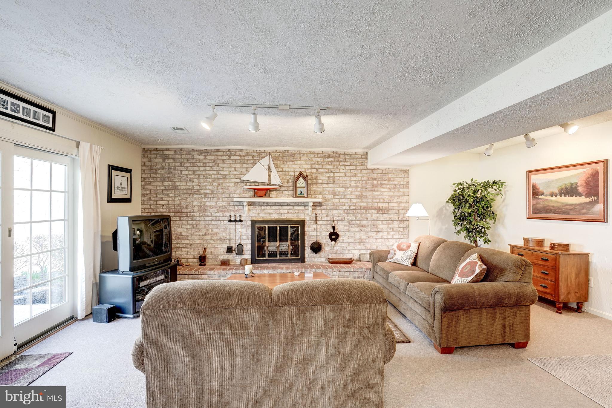 7104 Bear Court Springfield, VA 22153 - Photo 47 of 67 Gallery Image 47