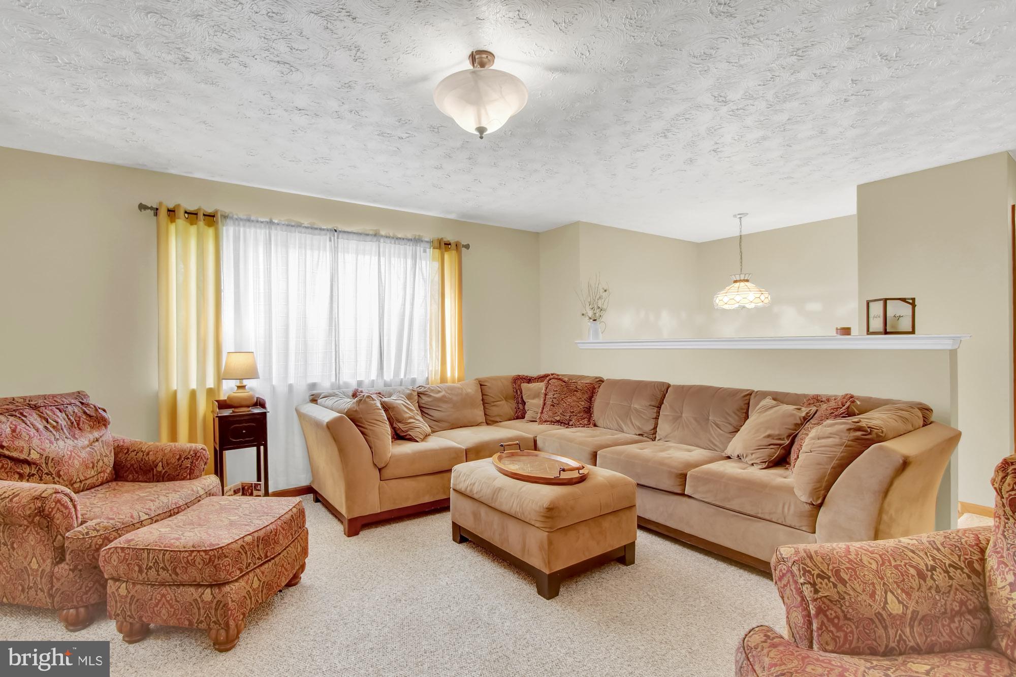 102 Ridge Avenue Delta, PA 17314 - Photo 4 of 28 Gallery Image 4