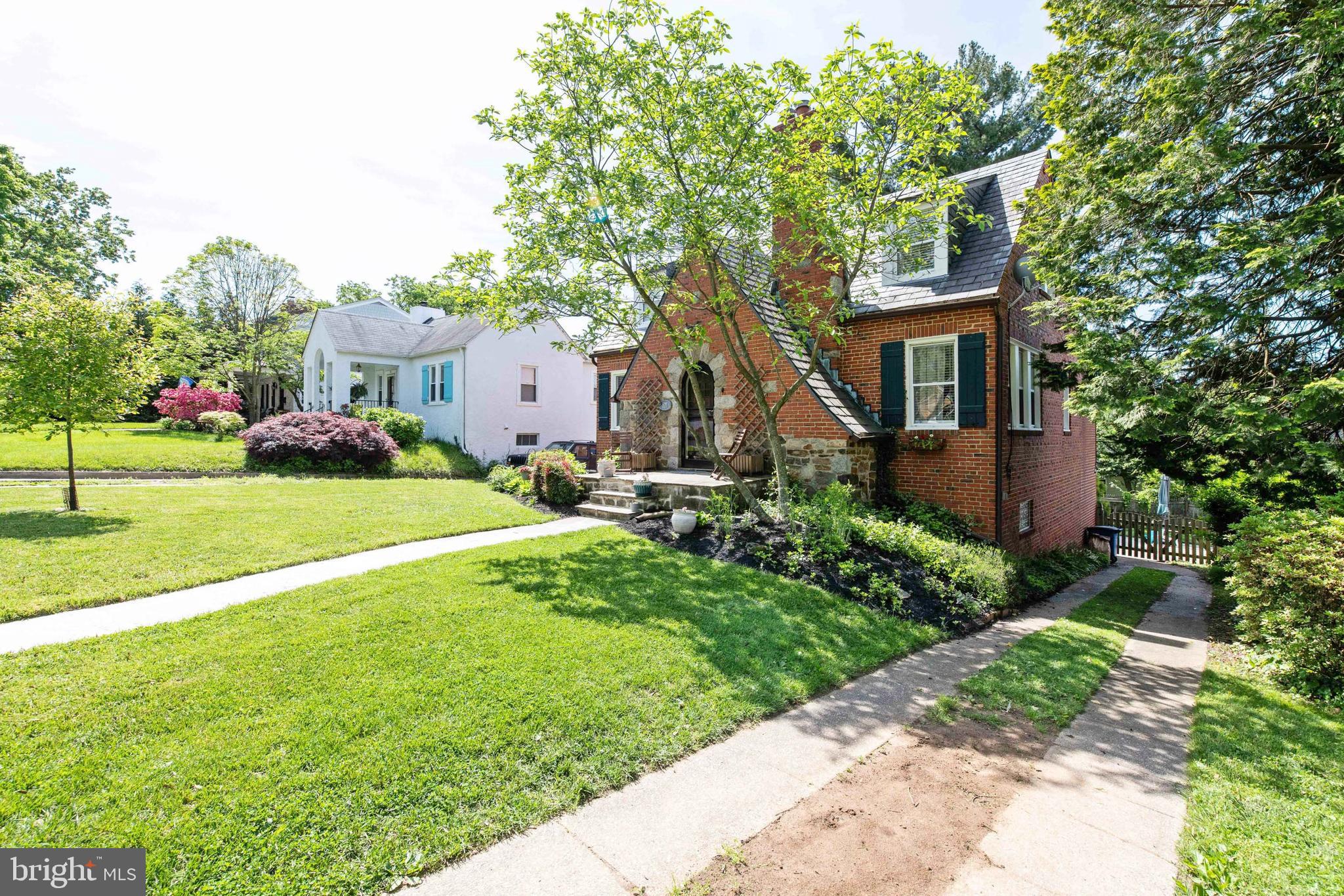 621 Anneslie Road Baltimore, MD 21212 - Photo 3 of 37