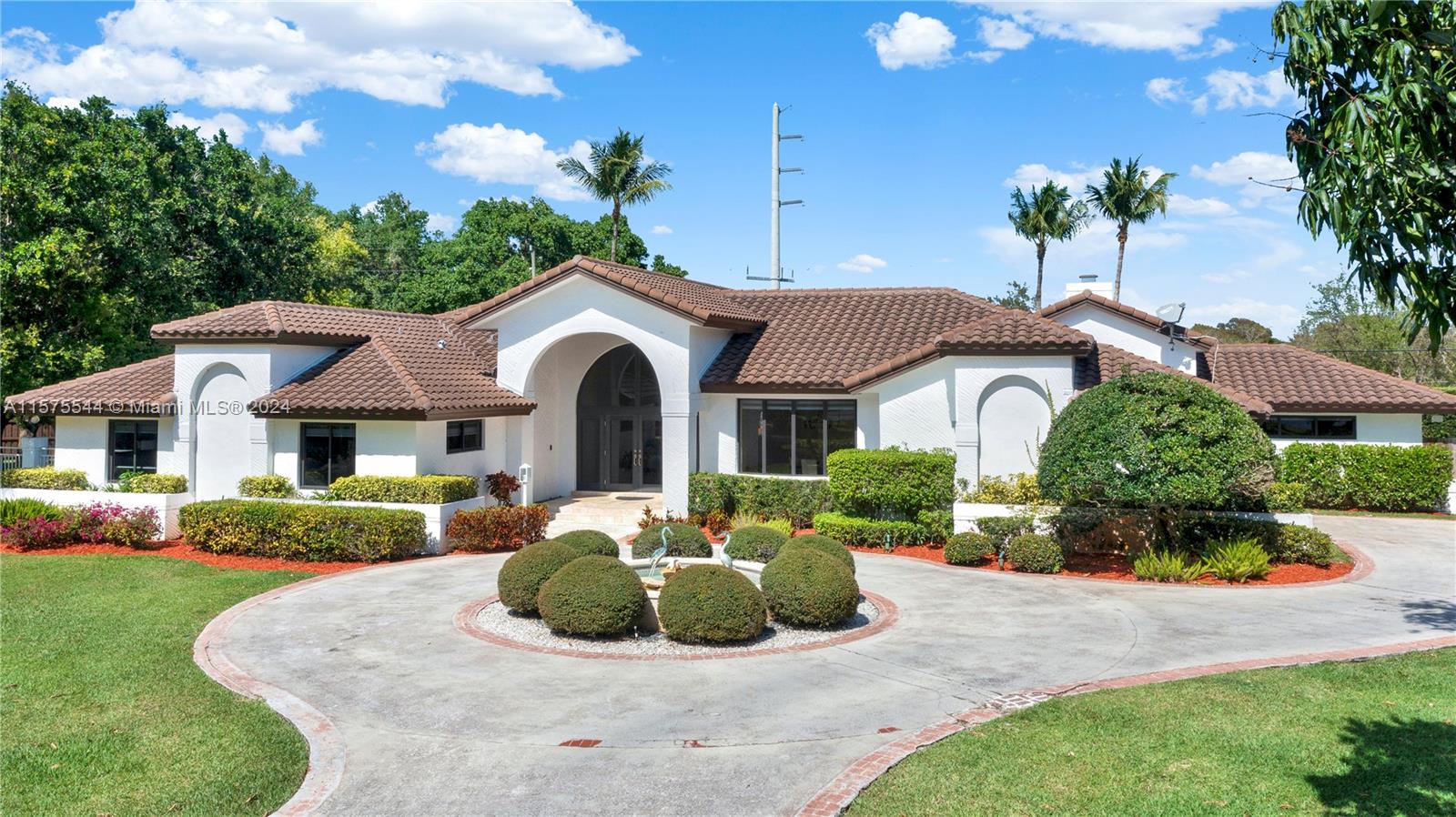 6711 Southwest 138th St  