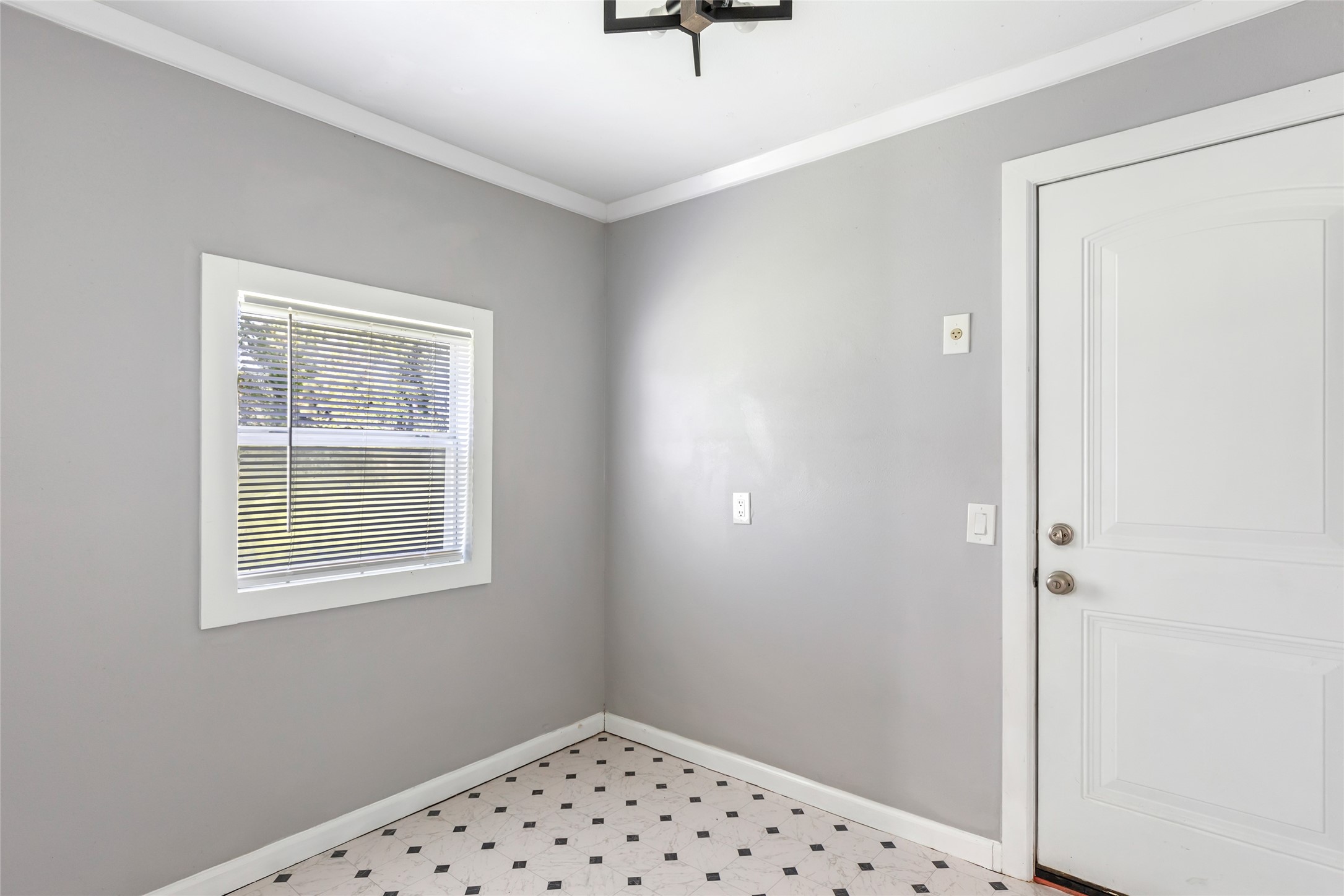 26864 Morgan Cemetery Road Cleveland, TX 77328 - Photo 22 of 26 a view of a room that has a window in it