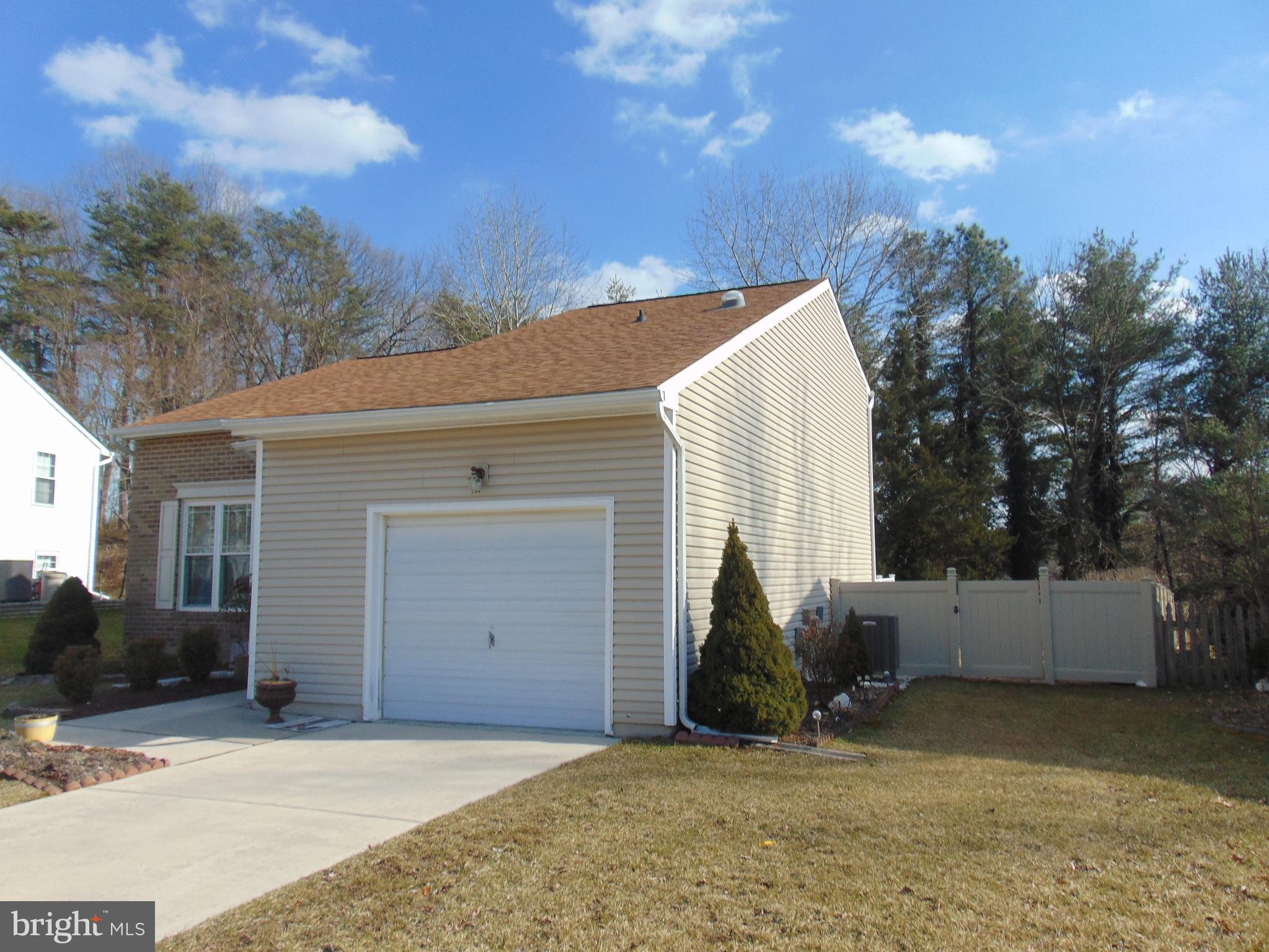 9007 Moonstone Road Baltimore, MD 21236 - Photo 2 of 23