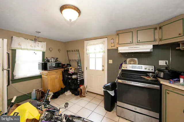 $299,900 | 37 Green Street, Woodstown, NJ 08098