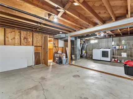 a view of parking area