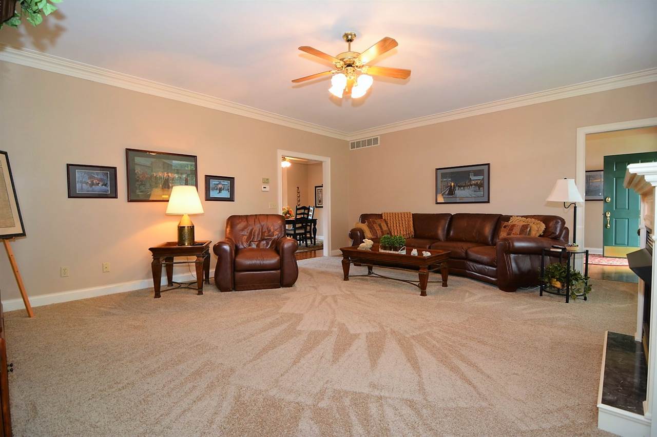 1700 South Rockport Road Boonville, IN 47601 - Photo 4 of 31 Gallery Image 4