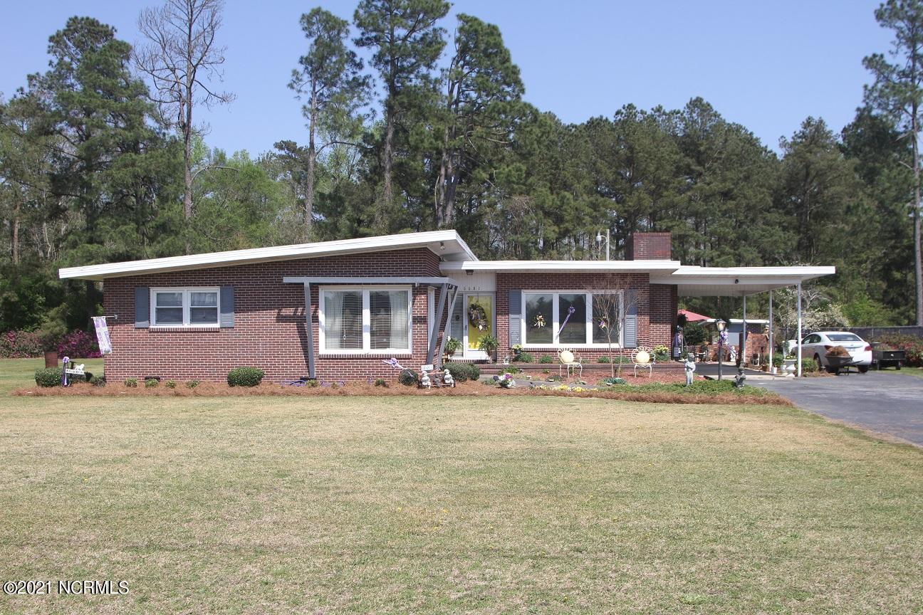 6681 Peacock Road Chadbourn, NC 28431 - Photo 1 of 35 Front