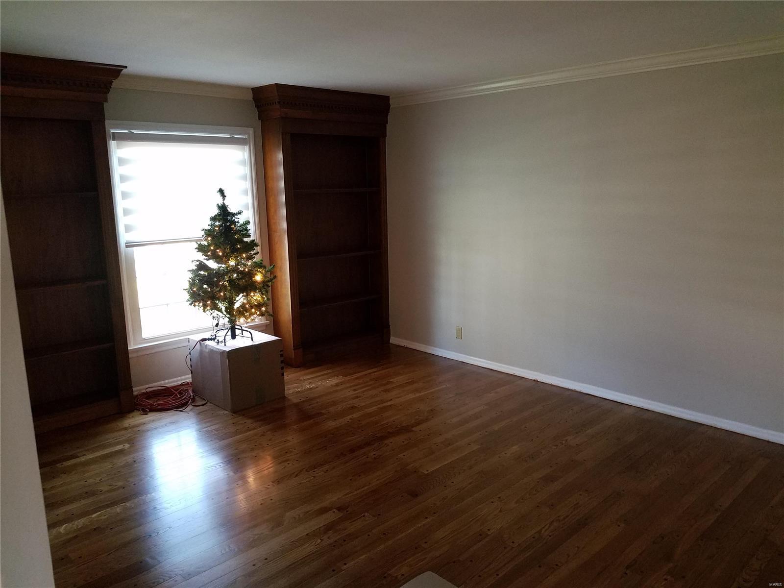 36 Ridgepoint Drive Chesterfield, MO 63017 - Photo 6 of 14 Gallery Image 6