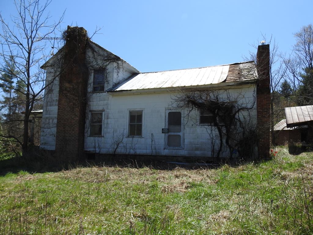 4168 Spring Valley Road Elk Creek, VA 24326 - Photo 18 of 28 Gallery Image 18