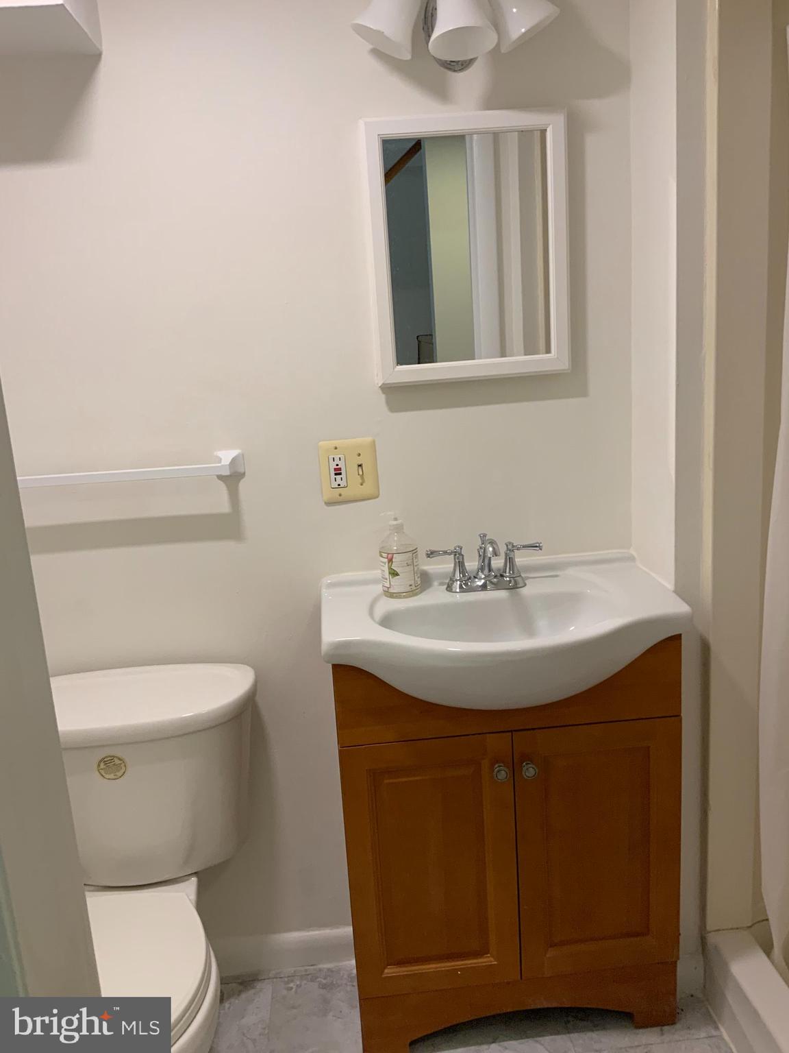 4410 Woodfield Road Kensington, MD 20895 - Photo 19 of 24 LL Bath