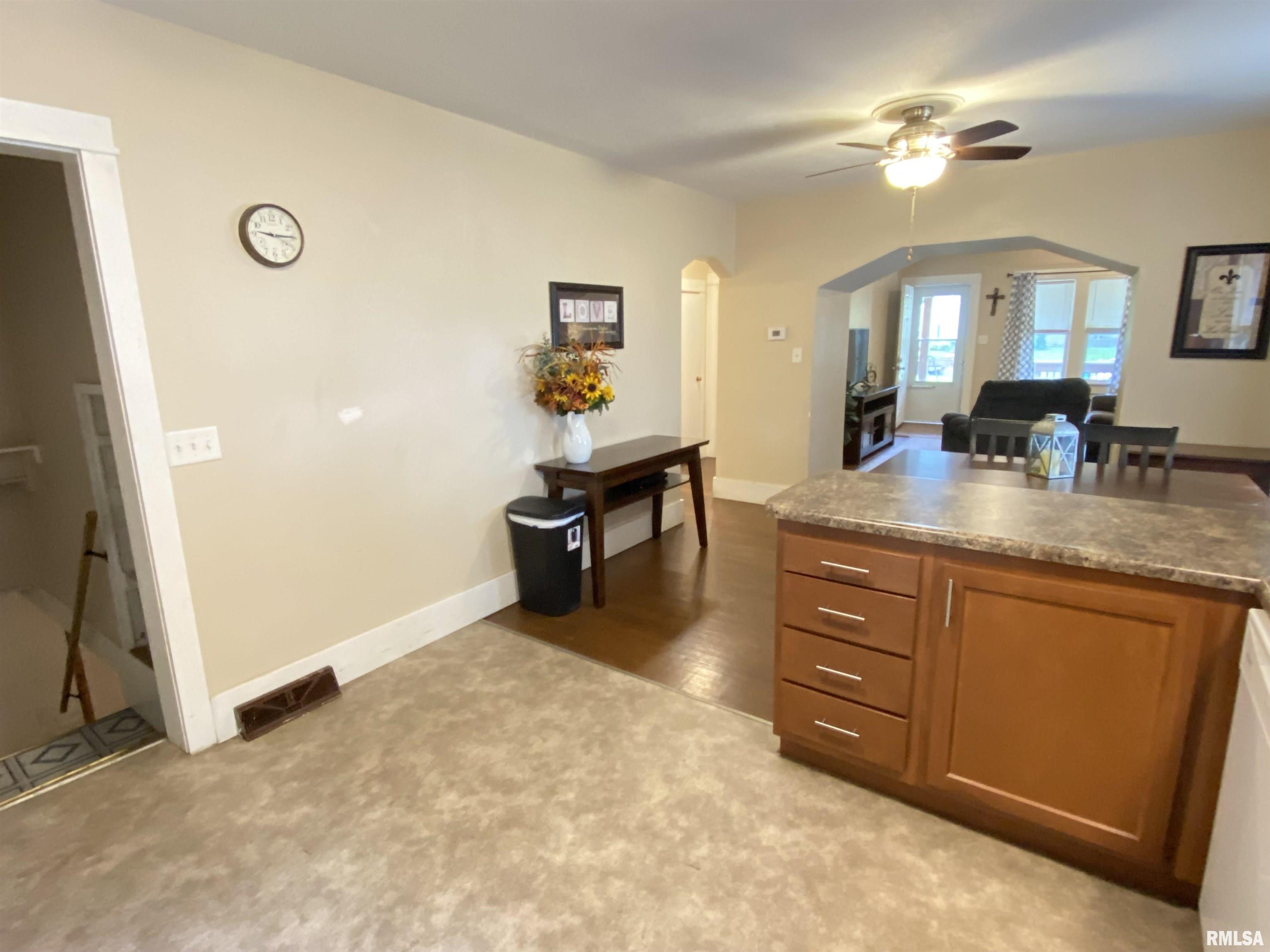 524 Broad Place Springfield, IL 62703 - Photo 6 of 14