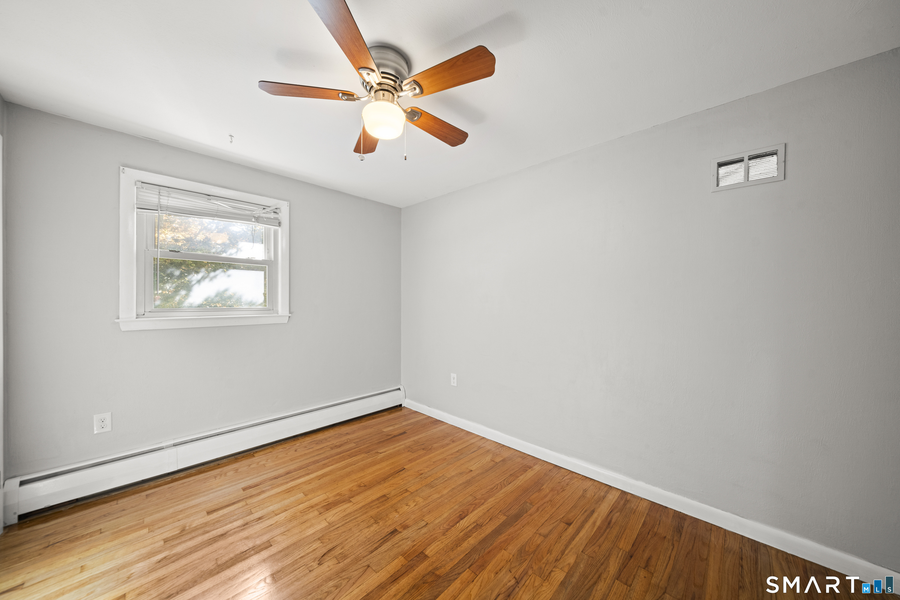 3 Beechwood Road Montville, CT 06370 - Photo 19 of 33