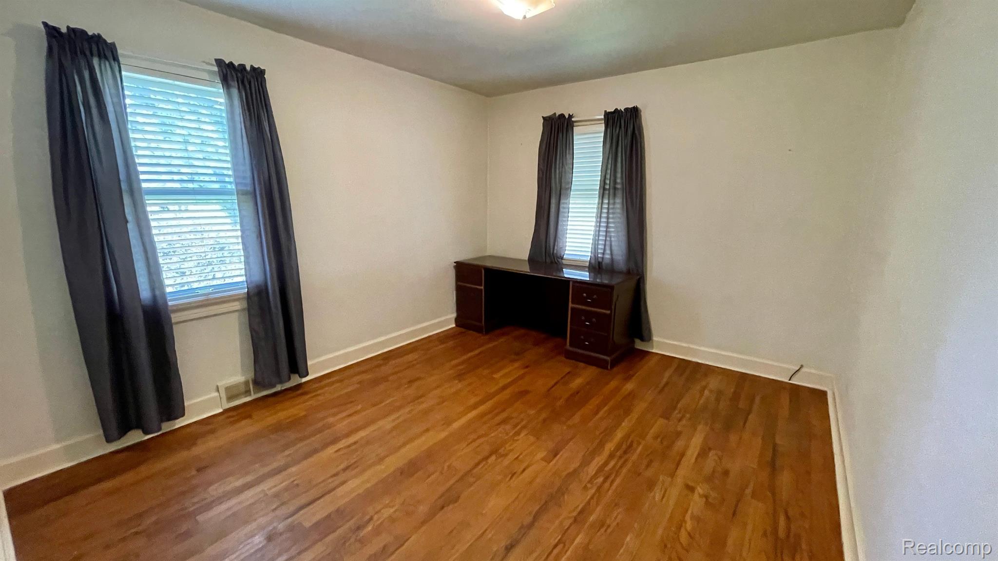 2309 Covert Road Burton, MI 48509 - Photo 12 of 31 Bedroom