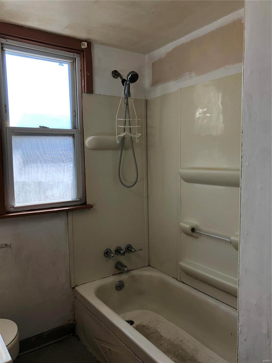 2906 Woodson Road Overland, MO 63114 - Photo 13 of 13 Gallery Image 13