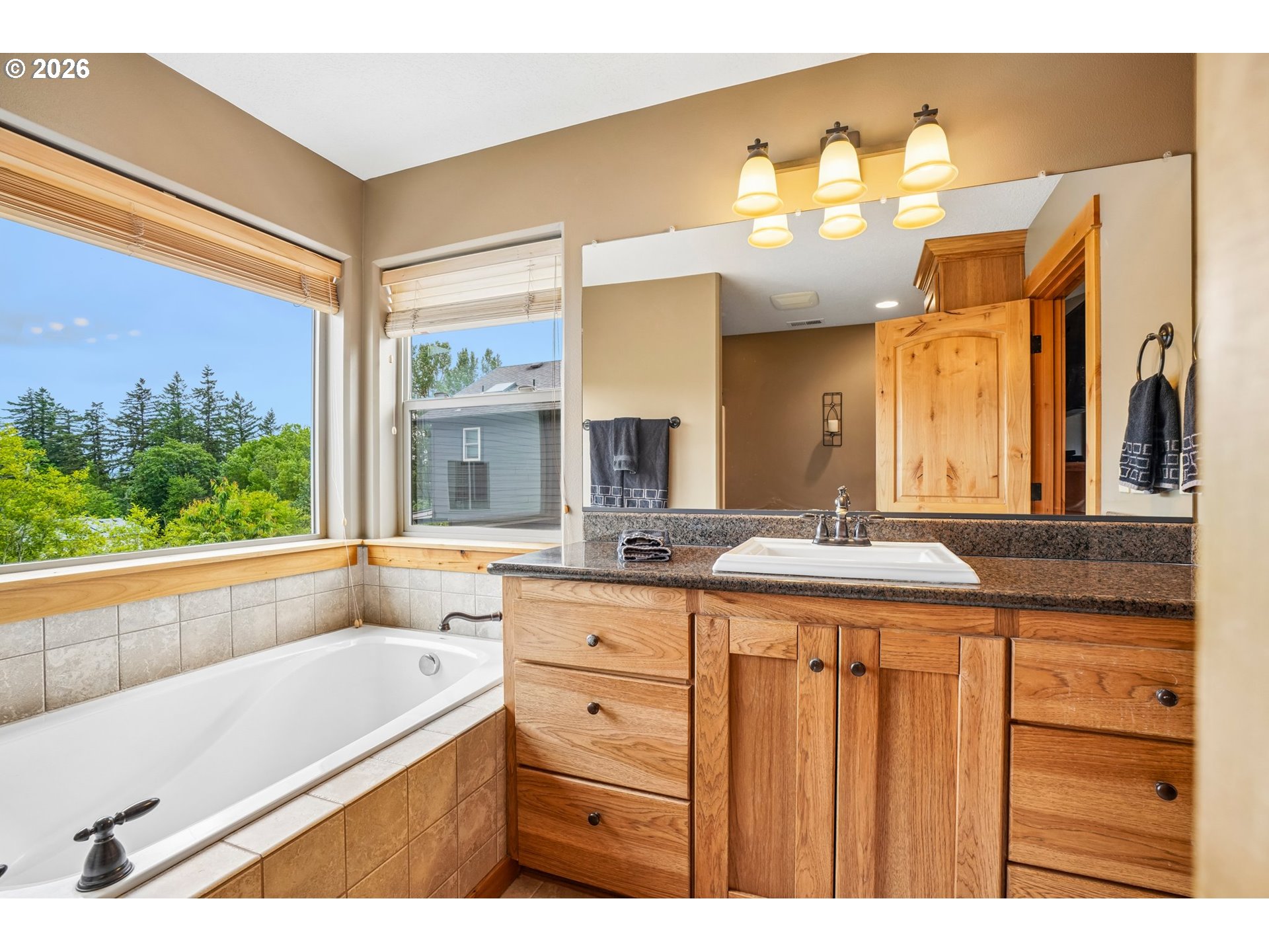 286 Southeast Condor Drive Gresham, OR 97080 - Photo 31 of 48