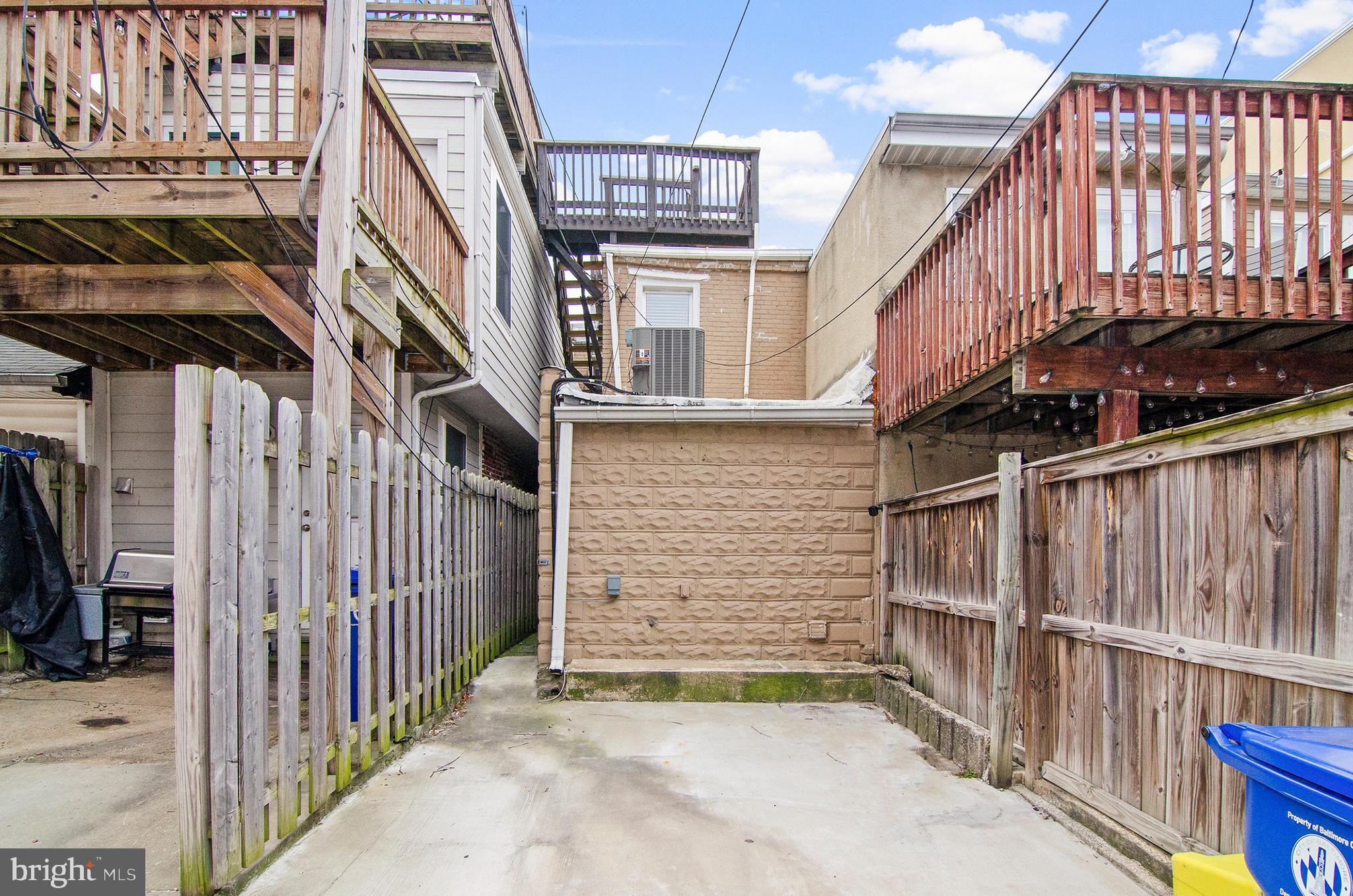 1815 South Charles Street Baltimore, MD 21230 - Photo 21 of 27 a view of entryway with a front door