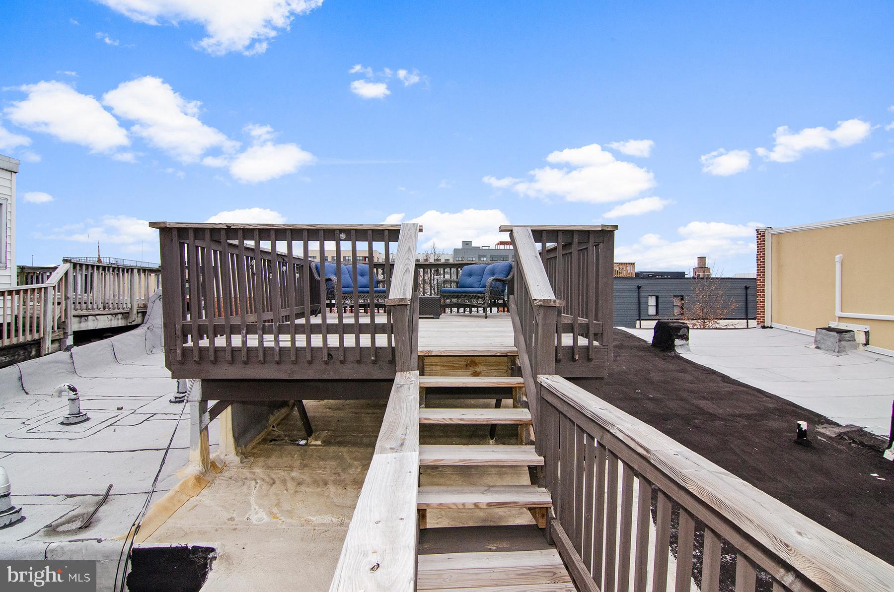 1815 South Charles Street Baltimore, MD 21230 - Photo 23 of 27 a view of a balcony with staircase