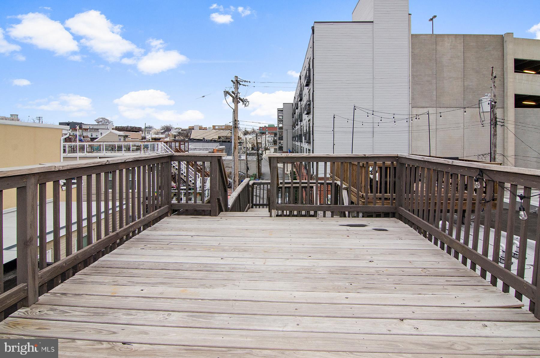 1815 South Charles Street Baltimore, MD 21230 - Photo 24 of 27 a view of balcony with furniture
