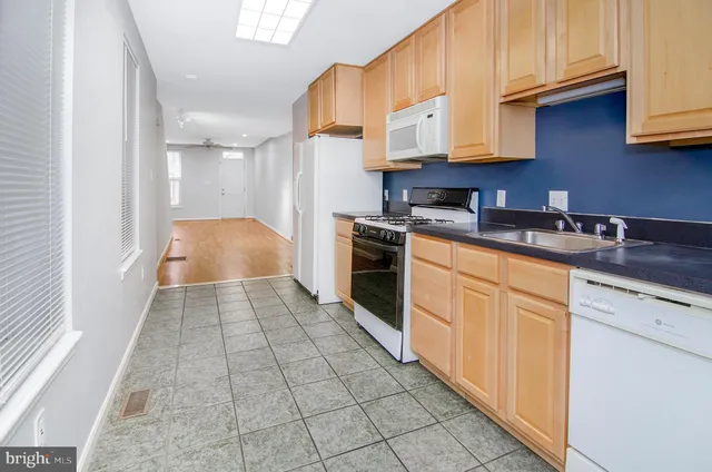 $2,100 | 1815 South Charles Street, Baltimore, MD 21230