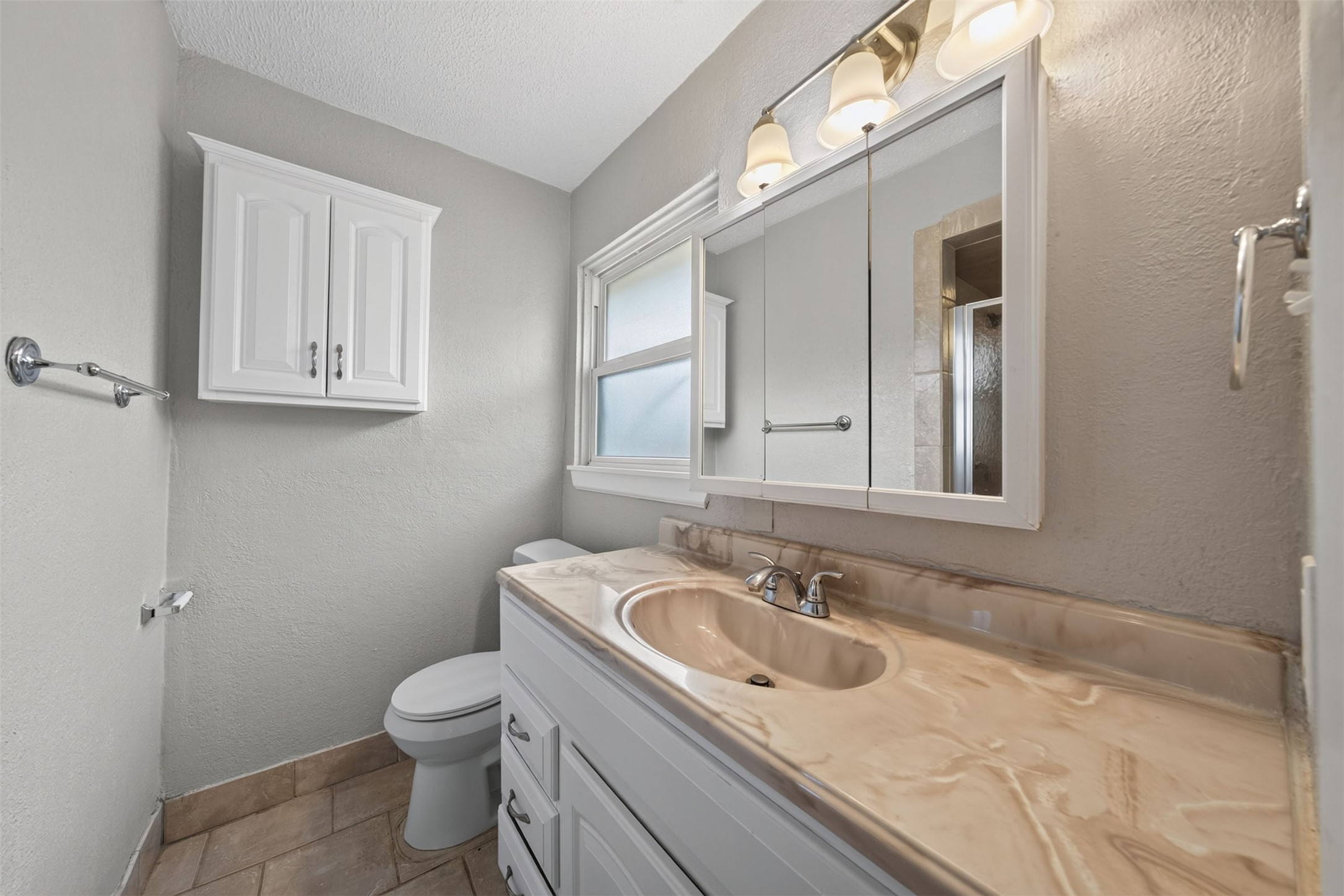 2110 Ridgemore Drive Houston, TX 77055 - Photo 23 of 39 Gallery Image 23