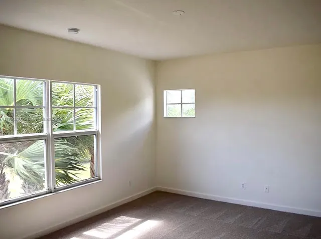 $2,800 | Fort Pierce, Fort Pierce, FL 34981