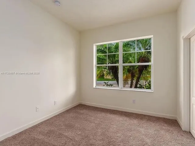 $2,800 | Fort Pierce, Fort Pierce, FL 34981