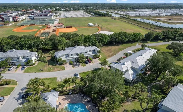 $2,800 | Fort Pierce, Fort Pierce, FL 34981