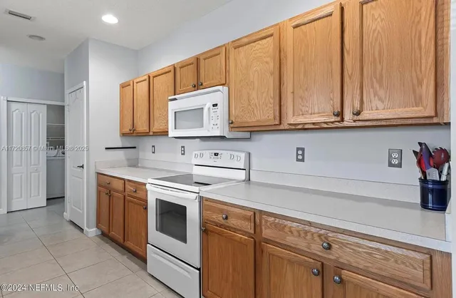 $2,800 | Fort Pierce, Fort Pierce, FL 34981